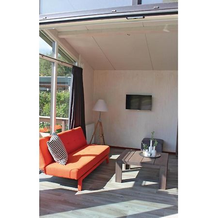 2 Bedroom Awesome Home In Sint-Annaland 외부 사진