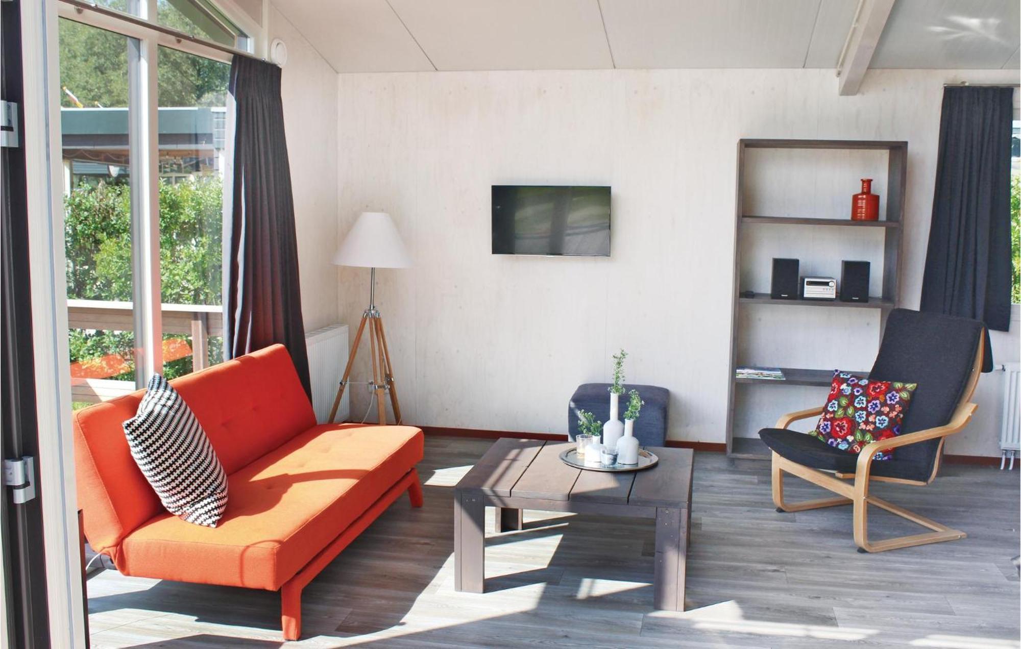 2 Bedroom Awesome Home In Sint-Annaland 외부 사진